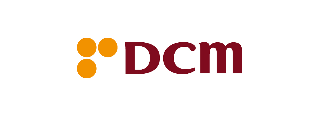 DCM株式会社 様 ロゴ